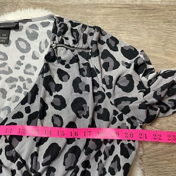 Lane Bryant Wrap Dress Grey Leopard Vneck Size 14/16 Comfy Non Iron - Picture 4 of 10